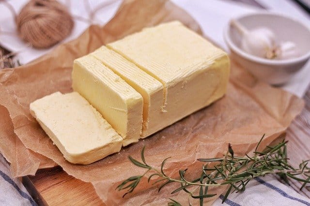 Par quoi remplacer le beurre dans vos recettes de gâteaux ?