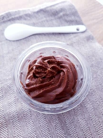 Recette : Mousse au chocolat et à l’avocat sans œuf